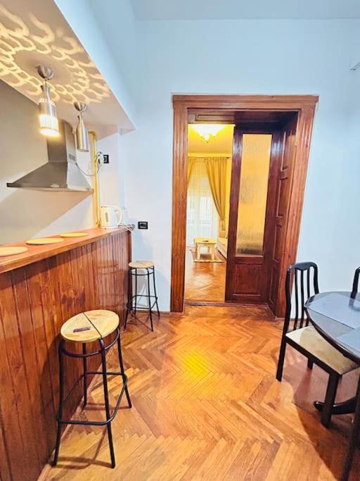 Appartamento Hidden Gem In The Old Town Timisoara Esterno foto